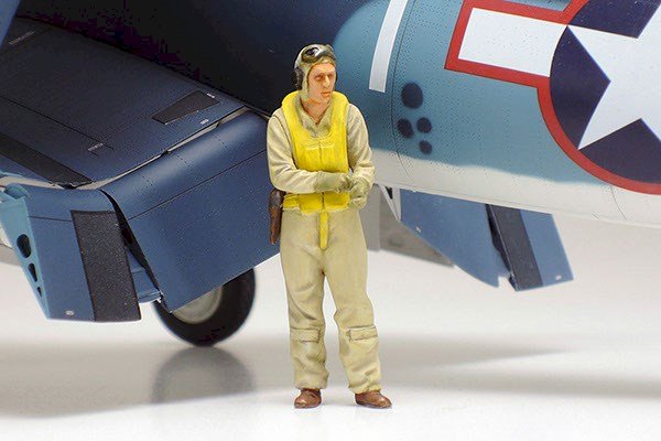 TAMIYA 60325 1/32 F4U-1A Corsair Modelfly