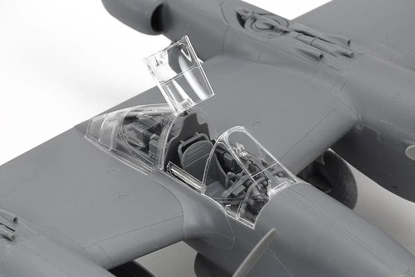 TAMIYA 61123 1/48 Lockheed® P-38®J Lightning® Modelfly