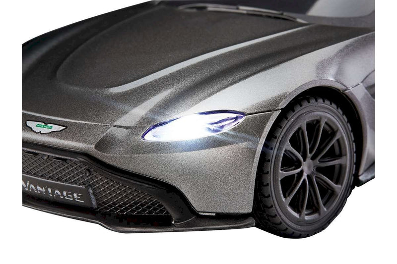 REVELL Aston Martin R/C 1:24