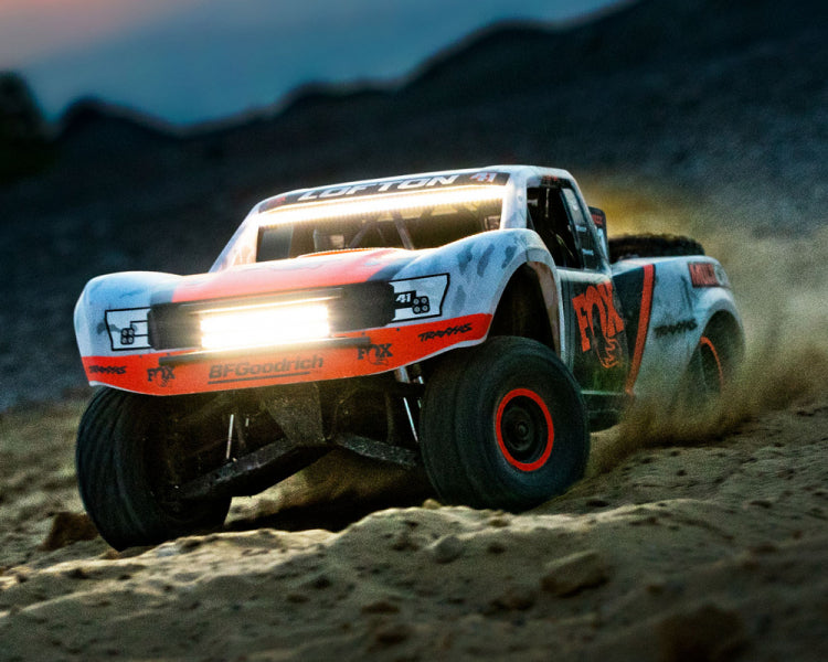 Traxxas UDR Unlimited Desert Racer 4x4 1/7 Fjernstyret Bil